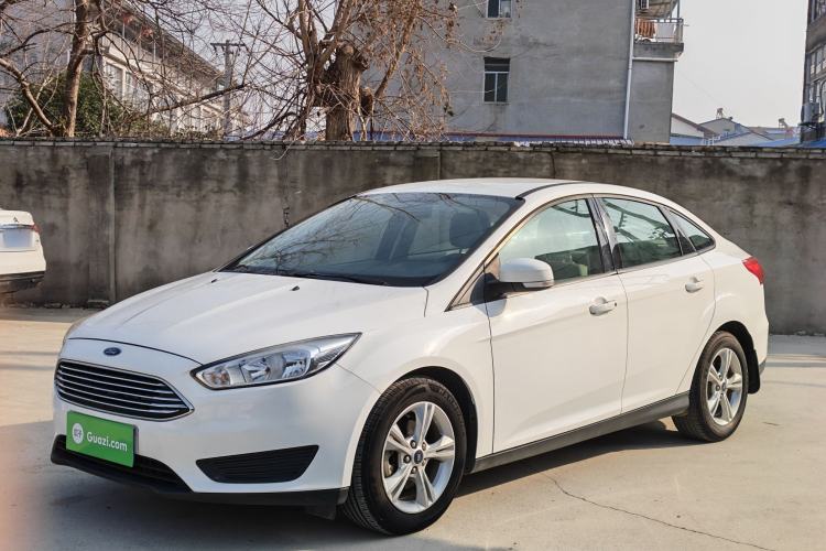 Used Ford Focus 2018 Sedan Classic 1.6L Automatic Comfort Plus Smart Drive Version