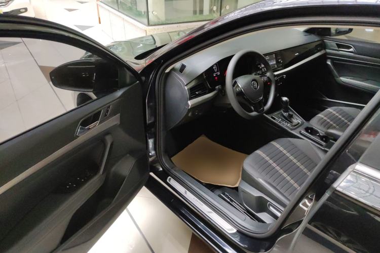 Used Volkswagen Lavida 2019 1.5L Automatic Vision Edition China VI Standard