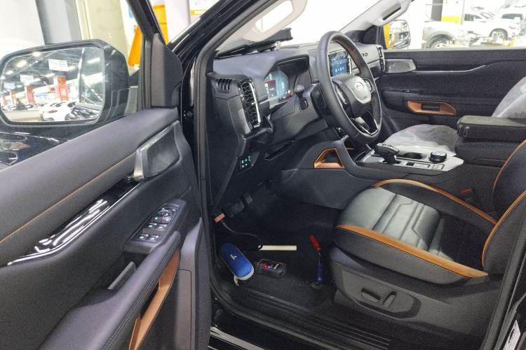 Used Ford Ranger 2025 Explore Four-Wheel Drive Automatic Version Diesel
