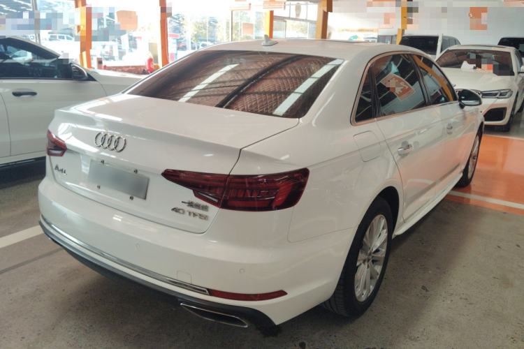 Used Audi A4L 2019 40 TFSI Ambition China VI
