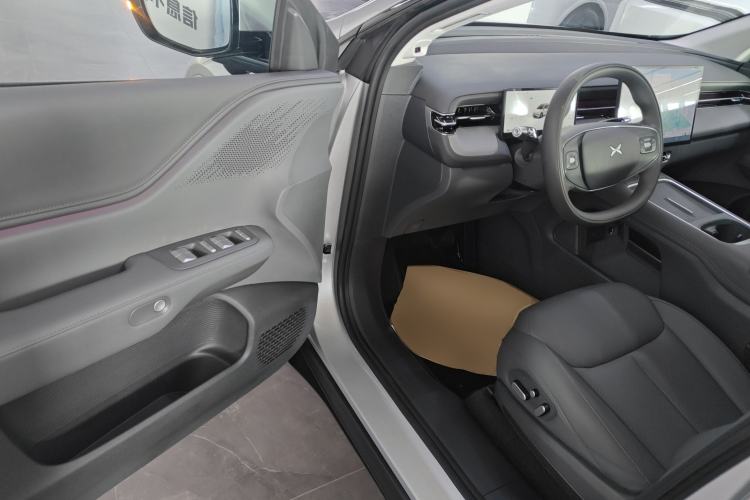 Used XPeng G6 2025 625 Long-Range Max Flagship Edition
