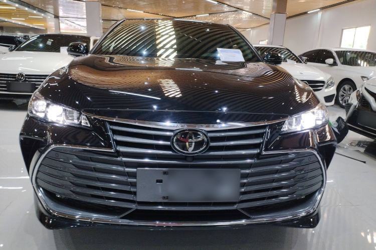 Used Toyota Avalon 2019 2.0L XLE Premium Edition China VI
