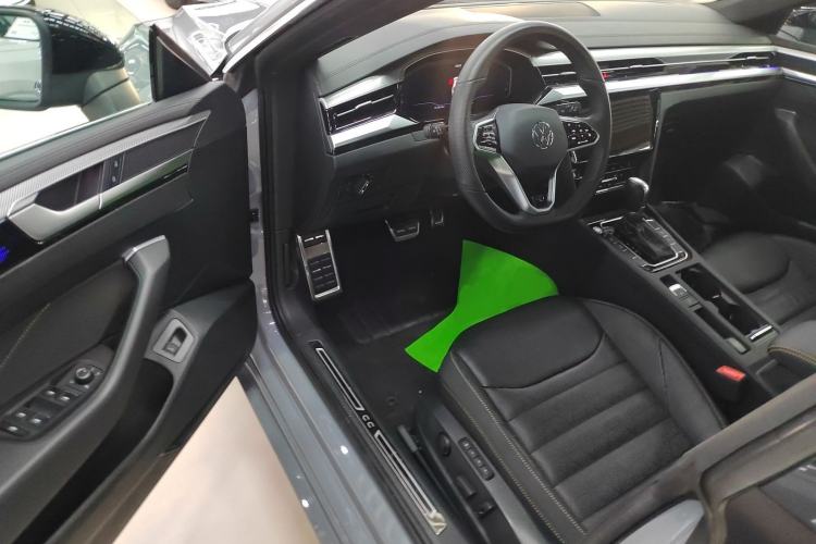 Used Volkswagen FAW-Volkswagen CC 2023 380TSI Striking Edition
