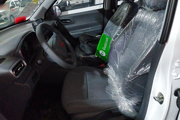 Used Wuling Hongguang New Energy 2024 All-Electric Model 300KM Standard Version