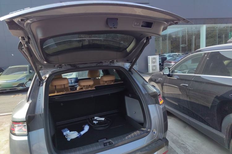 Used BYD Song L DM-i 2025 Intelligent Driving Version 112 km Beyond-Range Type