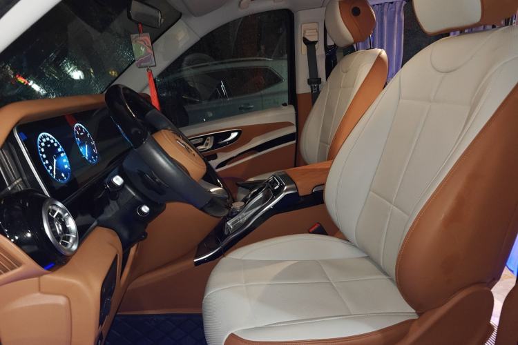 Used Mercedes-Benz Vito 2023 2.0T Business Version 7 Seats