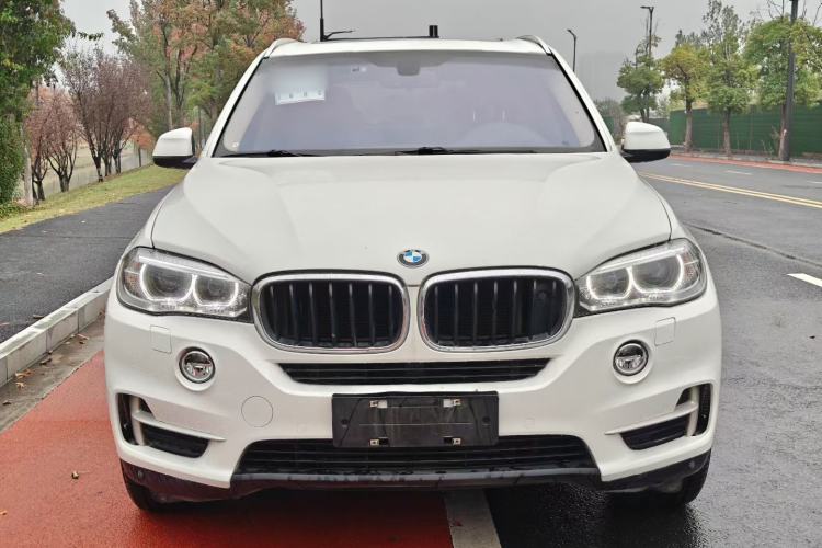 Used BMW X5 2014 xDrive35i Luxury Model

