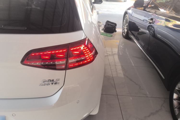 Used Volkswagen Golf 2017 230TSI Automatic Luxury Million-Vehicle Commemorative Edition
