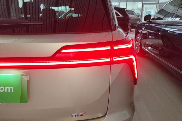 Used Wey Lanshan 2025 Four-Wheel Drive Max
