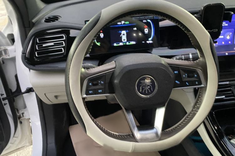 Used BYD Qin PLUS 2024 HONOR Edition DM-i 55KM Leading Model
