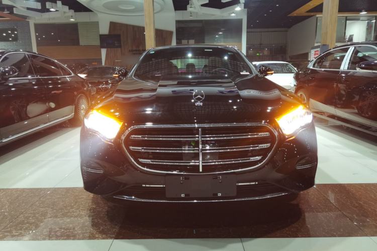 Used Mercedes-Benz E-Class 2025 Facelift E 300 L Luxury Edition