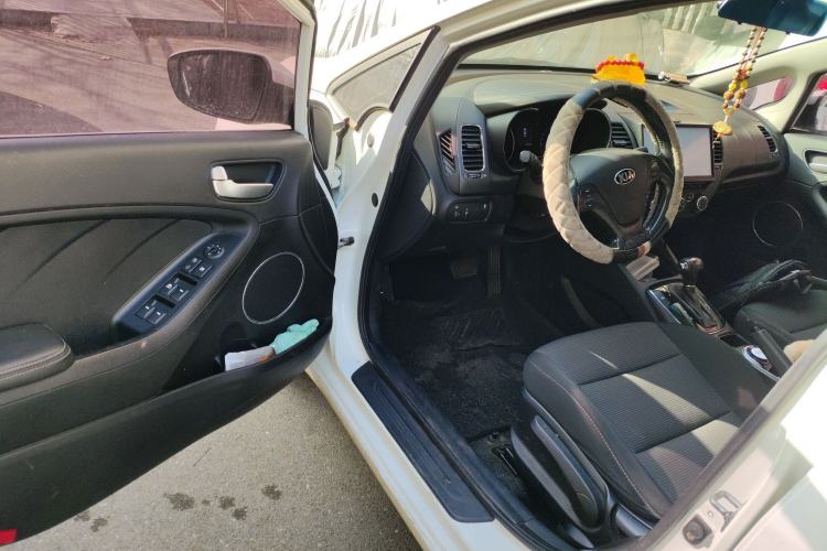 Used Kia K3 2016 1.6L Automatic GLS
