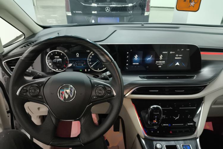 Used Buick GL8 2022 ES Landtrek 653T Comfort Edition