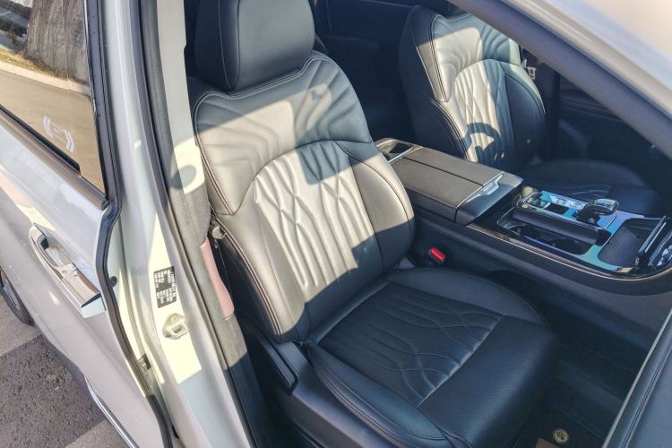 Used GAC Trumpchi M8 2024 Master Series 400T Prestige Edition
