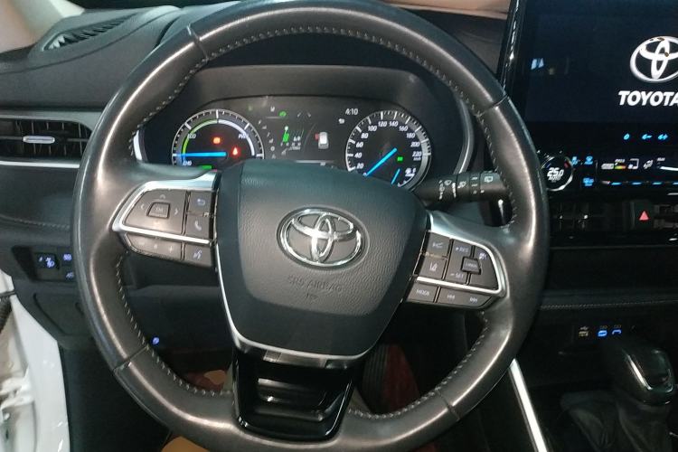 Used Toyota Highlander 2022 Dual-Engine 2.5L Four-Wheel Drive Prestige Version 7 Seats
