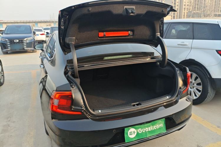 Used Volvo S90 2022 B5 Zhiyi Luxury Edition
