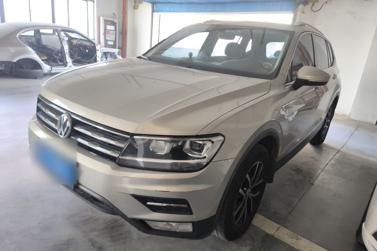 Used Volkswagen Tiguan L 2017 330TSI Automatic Two-Wheel Drive Luxury Edition