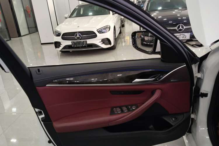 Used BMW 5 Series 2020 530Li Leading Model M Sport Package