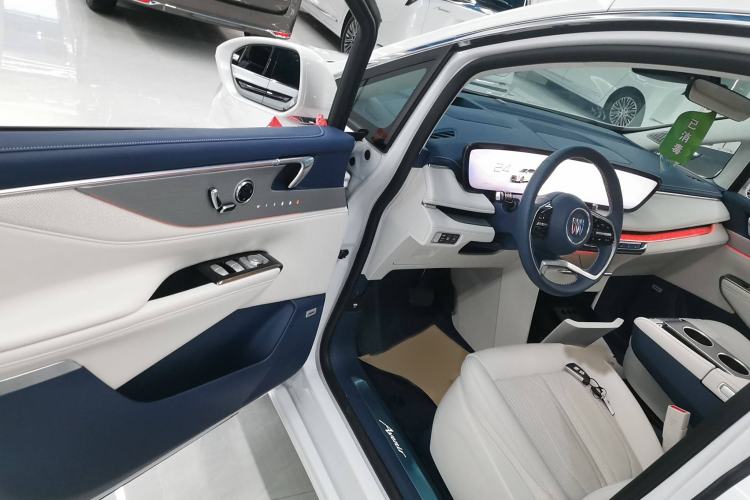 Used Buick GL8 New Energy 2024 Lu Zun Luxury Edition 7-Seater
