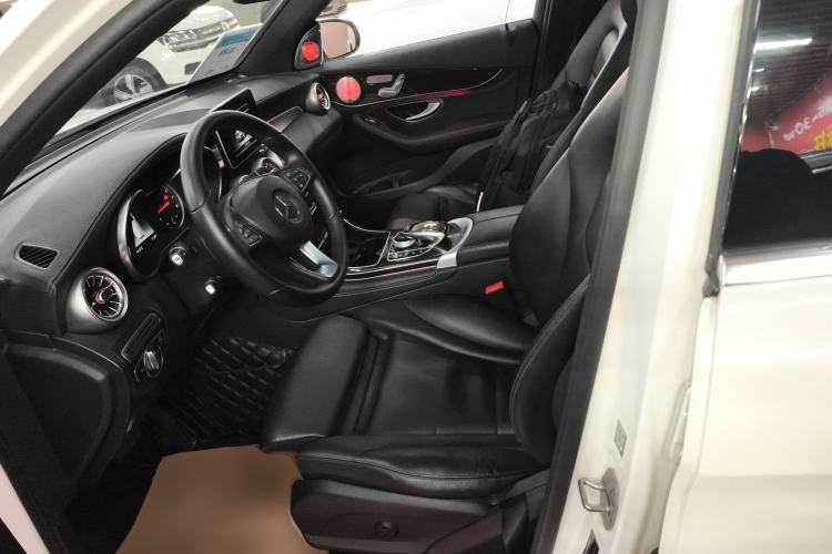 Used Mercedes-Benz GLC 2018 GLC 260 4MATIC Dynamic Edition
