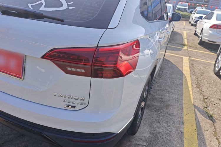 Used Volkswagen Tayron 2019 330TSI Two-Wheel-Drive Luxury Version China V Emission Standard
