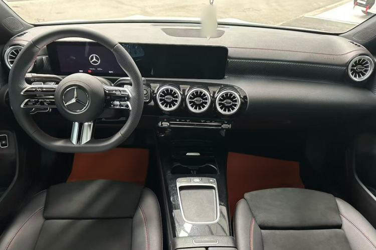 Used Mercedes-Benz A-Class 2025 A 200 L Fashion Model
