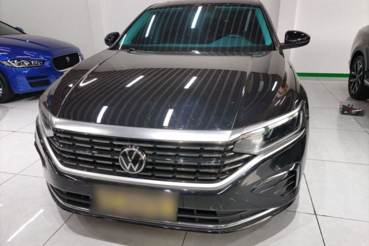 Used Volkswagen Passat 2022 330TSI Elite Edition Custom Version
