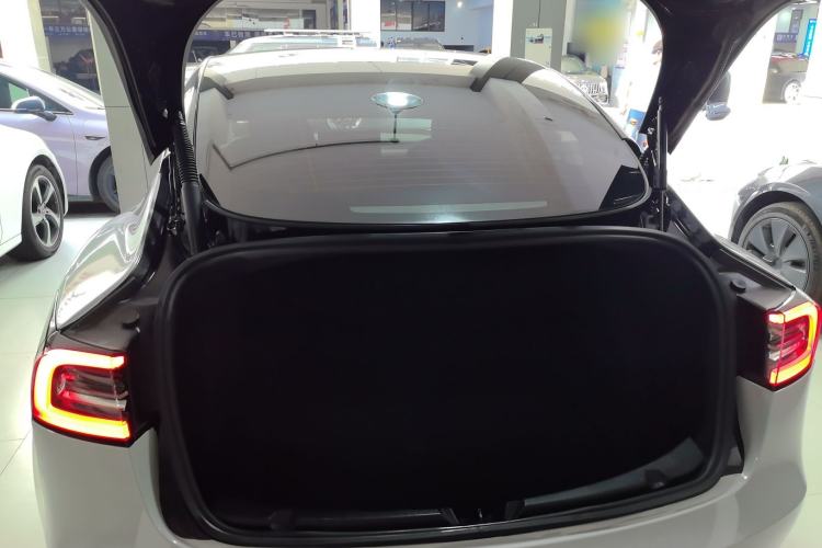 Used Tesla Model 3 2022 Rear-Wheel-Drive Version
