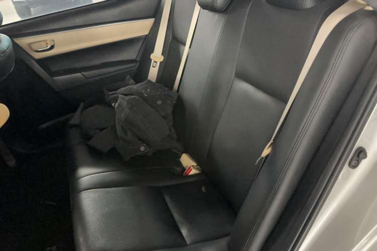 Used Toyota Levin 2016 Dual-Engine 1.8H GS E-CVT Elite Model with Sunroof
