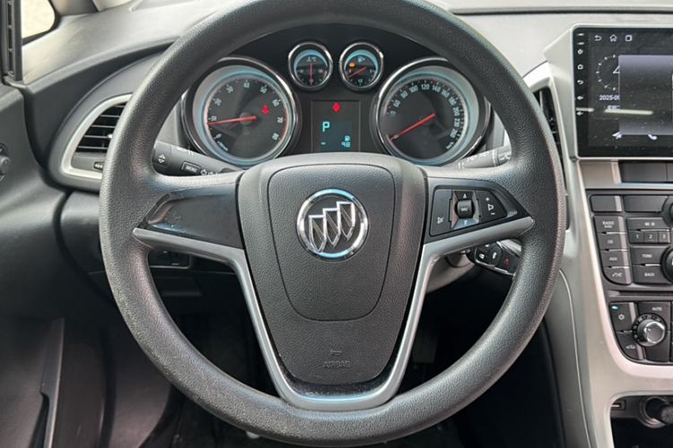 Used Buick GT 2014 XT 1.6L Automatic Fashion Edition
