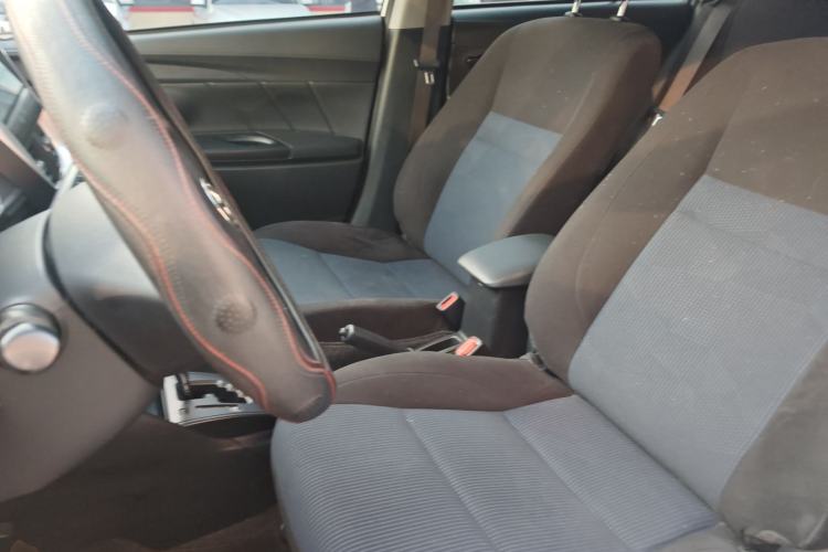 Used Toyota YARiS L 2019 1.5E CVT Dynamic Edition China VI compliant
