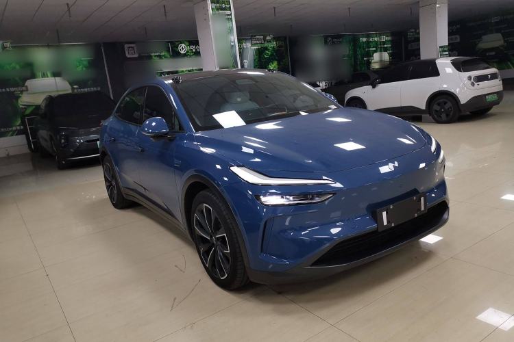 Used ONVO L60 2024 60 kWh All-Wheel Drive
