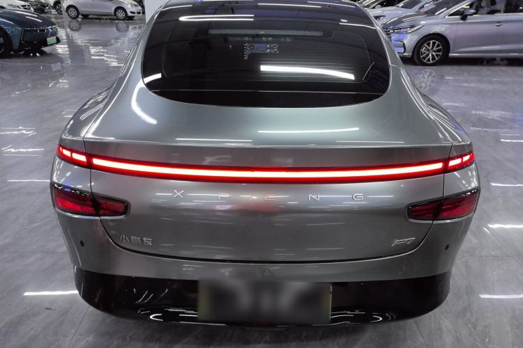 Used XPeng P7 2023 P7i 702 Pro