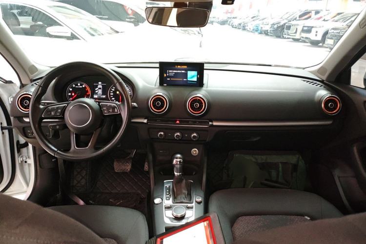 Used Audi A3 2020 Restyled Sportback 35 TFSI Entry-Level China VI Emission Standard
