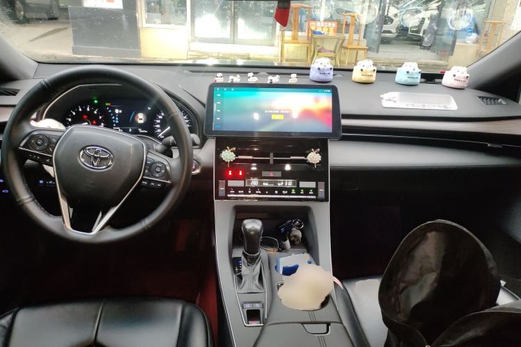 Used Toyota Avalon 2019 2.0L Ambition Edition China VI
