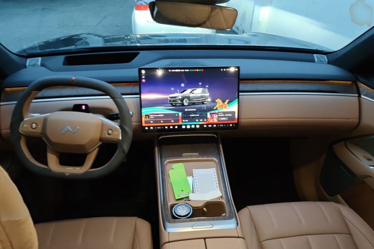 Used ONVO Luxeed L90 2025 Model—Max Six-Seater Version