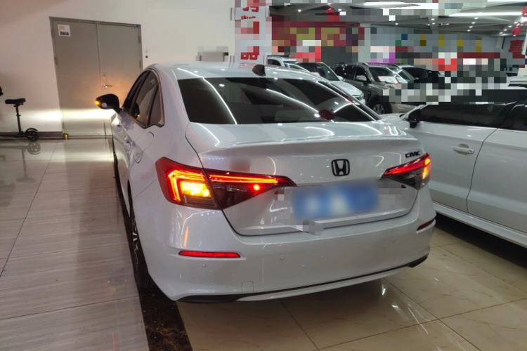 Used Honda Civic 2023 2.0L eHEV Pioneer Edition
