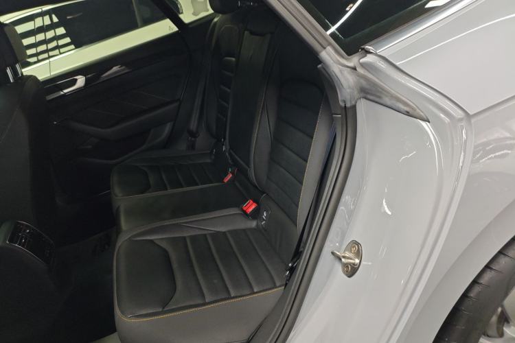 Used Volkswagen FAW-Volkswagen CC 2023 380TSI Striking Edition
