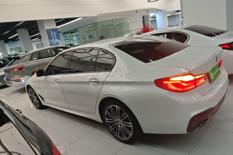Used BMW 5 Series 2018 530Li Leading Model M Sport Package