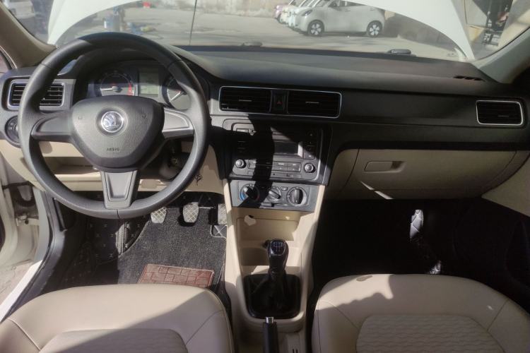 Used Skoda Rapid 2015 1.4L Manual Smart Selection Model