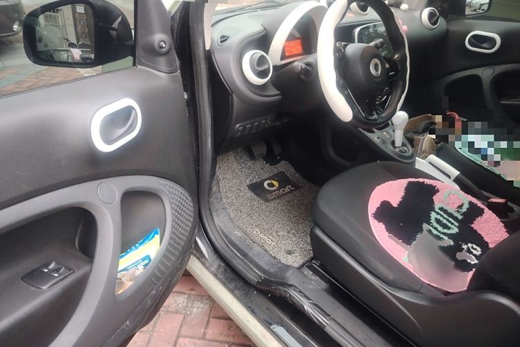 Used  fortwo 2015 1.0L 52 kW hardtop Dynamic version