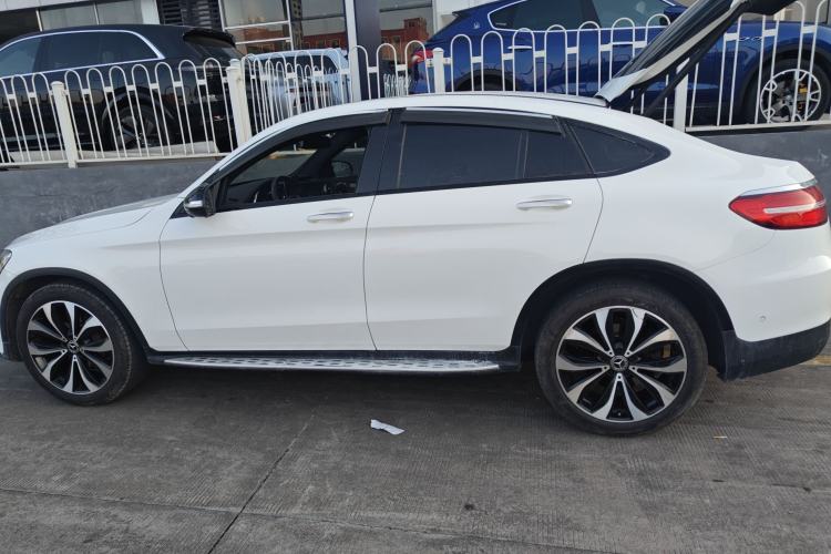 Used Mercedes-Benz GLC Coupe 2019 Facelift GLC 260 4MATIC Coupe SUV
