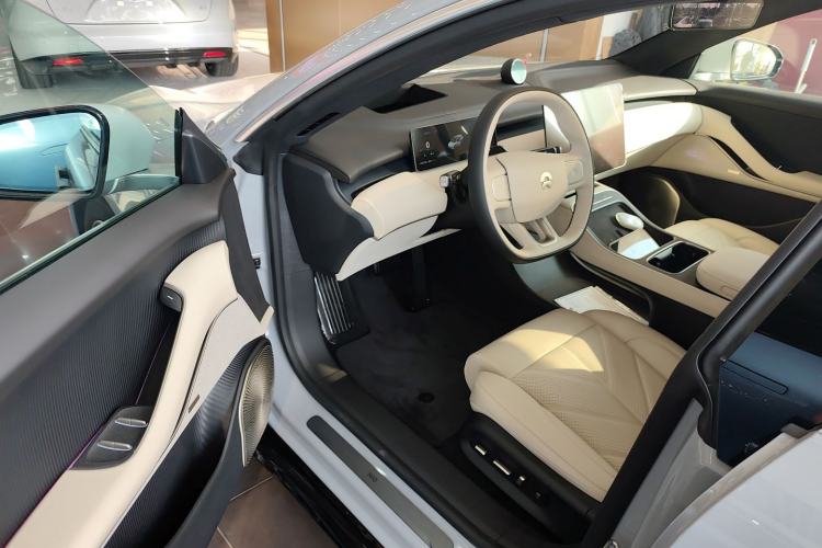 Used Nio ET5T 2025 75 kWh Touring