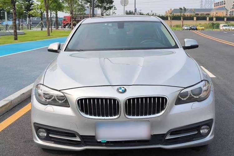 Used BMW 5 Series 2013 525Li Leading Model