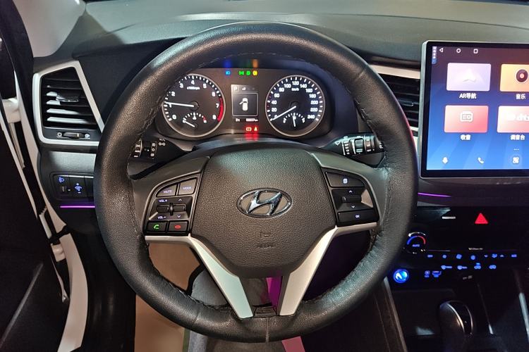 Used Hyundai Tucson 2018 1.6T Dual-Clutch Two-Wheel Drive 15th Anniversary Special Edition