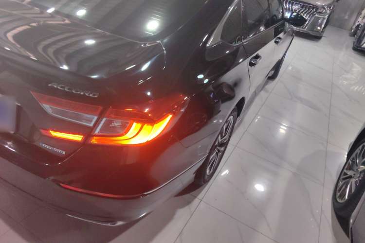 Used Honda Accord 2018 Rui Hybrid 2.0L Rui Ling Edition China VI
