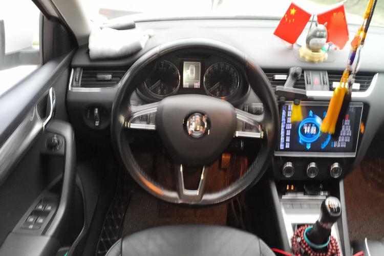 Used Skoda Octavia 2017 1.6L Manual Smart Drive Edition
