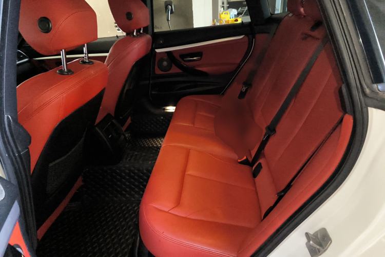 Used BMW 3 Series GT 2020 320i M Sport Night Edition
