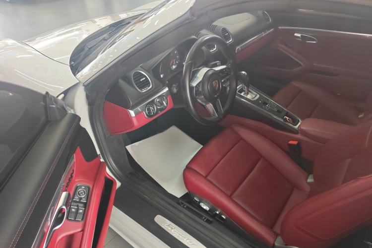 Used Porsche 718 2022 Boxster 2.0T
