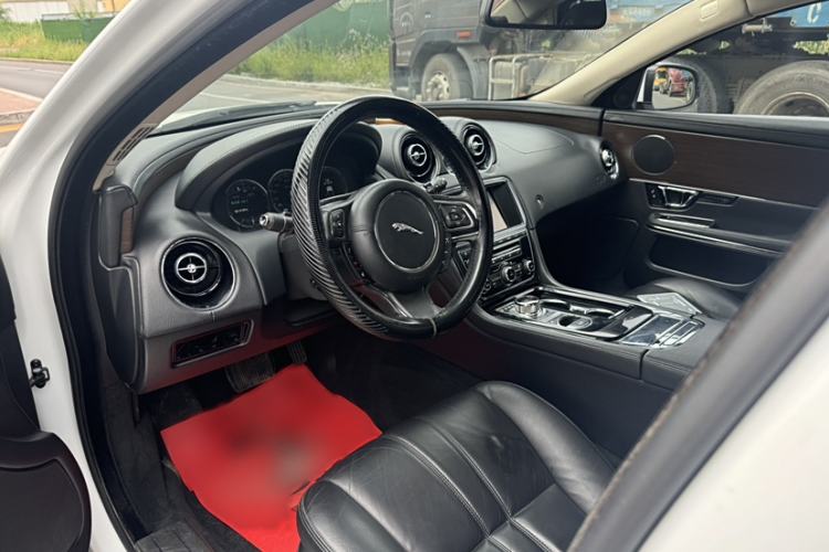 Used Jaguar XJ 2013 XJL 2.0T Elegance Business Edition
